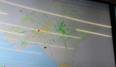Εικόνα από 250 κάμερες σε 44 οθόνες: Το GOCAR στο Κέντρο Διαχείρισης Κυκλοφορίας