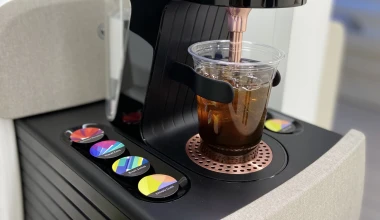 Ηλεκτρικό αυτοκίνητο σαν το σπίτι σου. Φτιάχνει και καφέ!