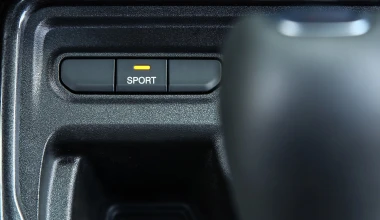 Δοκιμή: Jeep Compass 1.3T 150 PS auto - Fashion Icon