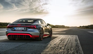 Οδηγούμε το ηλεκτρικό Audi RS e-tron GT των 646 ίππων, στη Ρόδο!