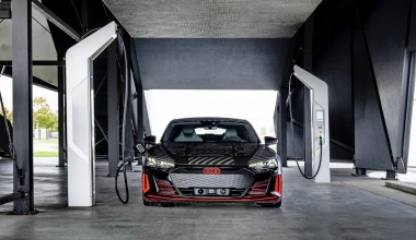 Οδηγούμε το ηλεκτρικό Audi RS e-tron GT των 646 ίππων, στη Ρόδο!