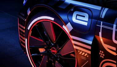 Οδηγούμε το ηλεκτρικό Audi RS e-tron GT των 646 ίππων, στη Ρόδο!