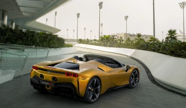Αποκάλυψη για τη νέα Ferrari SF90 Spider (video)