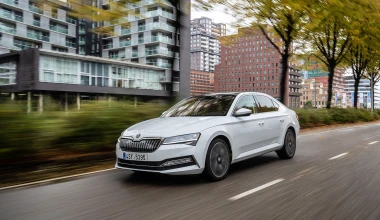 Δοκιμή: Skoda Superb iV - ΥΠΕΡΟΧΗ