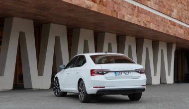 Δοκιμή: Skoda Superb iV - ΥΠΕΡΟΧΗ