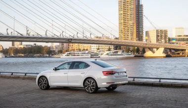 Δοκιμή: Skoda Superb iV - ΥΠΕΡΟΧΗ
