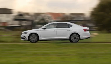 Δοκιμή: Skoda Superb iV - ΥΠΕΡΟΧΗ