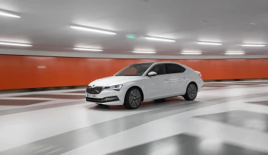 Δοκιμή: Skoda Superb iV - ΥΠΕΡΟΧΗ