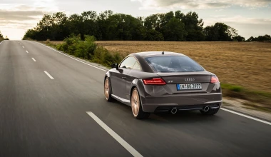 Το Audi TTS competition plus έγινε πιο σπορ