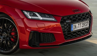 Το Audi TTS competition plus έγινε πιο σπορ