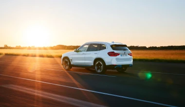 Οδηγούμε τη νέα ηλεκτροκίνητη BMW iX3