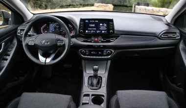 ΔΟΚΙΜΗ: Hyundai i30 Fastback 1.5T 48V Hybrid Auto - Με 160 ίππους και τιμή πρόκληση!