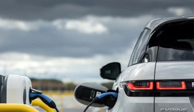 Δοκιμή: Range Rover Evoque P300e - Όταν η πολυτέλεια συνάντησε την αποδοτικότητα