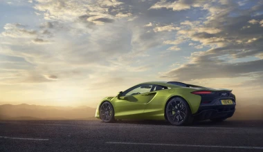 ΜcLaren Artura: Το νέο υβριδικό supercar