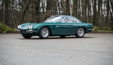 Πόσα λέτε να έπιασαν σε δημοπρασία αυτές οι δύο Lamborghini;