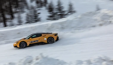 Η Maserati MC20 πλαγιολισθαίνει στο χιόνι (video)