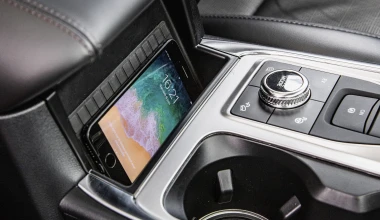 To πολυτελές τετρακίνητο SUV με τους 457 ίππους που δεν πληρώνει τέλη κυκλοφορίας!