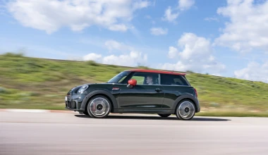 Το MINI John Cooper Works φρεσκάρεται για το 2022