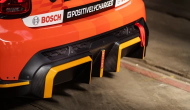 MINI Electric Pacesetter: Το πρώτο ηλεκτρικό MINI σε ρόλο Safety Car της Formula E [Video]