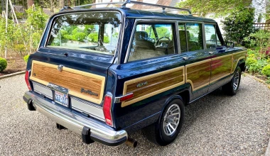 Πόσα θα έδινες για αυτό το Jeep Grand Wagoneer; (video) 