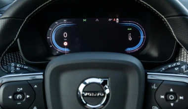 Ηλεκτρικό Volvo XC40 Recharge: το οδηγούμε στη Χαλκιδική