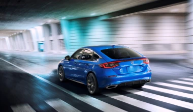 Honda: Αποκάλυψη για το νέο πεντάθυρο Civic