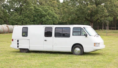 Vixen 21 TD: Τροχόσπιτο με 6κύλινδρο μοτέρ BMW και τελική ταχύτητα 160Km/h!