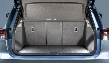 Οδηγούμε το νέο Audi Q4 e-tron στην Ελλάδα!