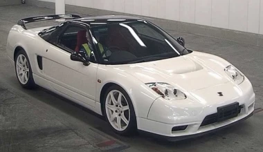 Ένα από τα μόλις 140 NSX-R που δημιουργήθηκαν ποτέ τώρα μπορεί να γίνει δικό σου!