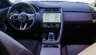 Δοκιμή Jaguar E-PACE P300e AWD: Η