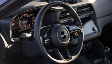 Νέο Nissan Z: V6 με δύο τούρμπο, 405 ίπποι, κίνηση πίσω, με χειροκίνητο εξάρι και μπλοκέ! 