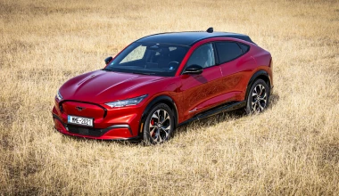 Ποιο ηλεκτρικό SUV πέτυχε ρεκόρ με αυτονομία που ξεπερνά τα 805 χιλιόμετρα;