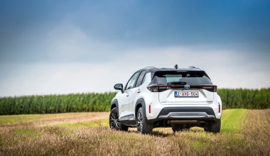 Οδηγούμε στο Βέλγιο το ολοκαίνουργιο Toyota Yaris Cross 