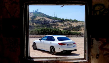 Δοκιμάζουμε τη νέα Mercedes-Benz C 200 με τον “ήπια υβριδικό” 1.5 Turbo των 204 ίππων