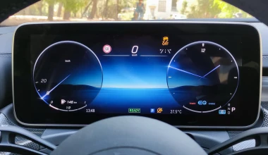 Δοκιμάζουμε τη νέα Mercedes-Benz C 200 με τον “ήπια υβριδικό” 1.5 Turbo των 204 ίππων