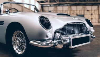 Με 107.000 ευρώ μπορείτε να αγοράσετε μια πιστή αντιγραφή του αυτοκινήτου του James Bond