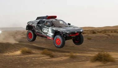 Εξαντλητικές οι δοκιμές του Audi RS Q e-tron στο Μαρόκο, με τις υψηλές θερμοκρασίες και τις αμμοθύελλες να πρωταγωνιστούν