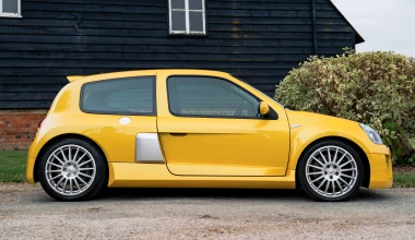 Αυτό το Renault Clio κοστίζει τουλάχιστον 83.000 ευρώ 