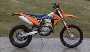 Off Road KTM-Husqvarna-GasGas ΜΥ 2022 - Χωματουργικές εργασίες τα 3 αδέρφια