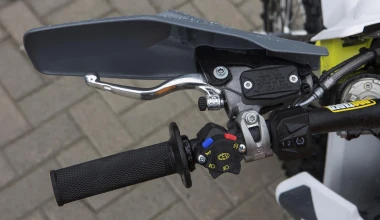 Off Road KTM-Husqvarna-GasGas ΜΥ 2022 - Χωματουργικές εργασίες τα 3 αδέρφια