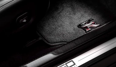 Ξεκίνησαν οι παραδόσεις του εκθαμβωτικού Nissan GT-R50 του 1 εκατ. ευρώ 