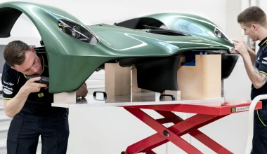 Το αυτοκίνητο της Aston Martin που θυμίζει F1 είναι έτοιμο