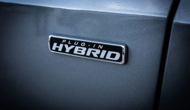 Ford Kuga: Ένα ψηφιδωτό ικανοτήτων