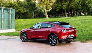 Ford Mustang Mach-E: Σύμβολο της νέας, ηλεκτρικής εποχής