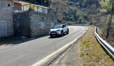 Δοκιμή Toyota Yaris Cross Hybrid AWD-i: Ο σταρ της αγοράς