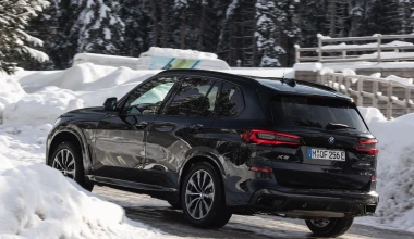 BMW Arena: Κάνουμε drift στα χιόνια με M4 Competition!