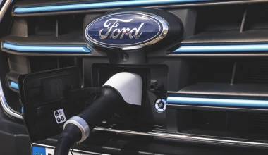 Οδηγούμε το Ford E-Transit: Το απόλυτο ηλεκτρικό van για τον επαγγελματία