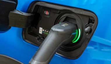 Δοκιμή Peugeot 3008 Hybrid: Με 225 ίππους και 1,5 lt/100 km κατανάλωση