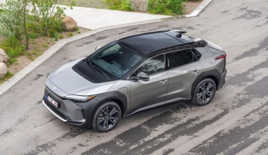 Οδηγούμε το Toyota bZ4X - Είναι το καλύτερο οικογενειακό ηλεκτρικό SUV;