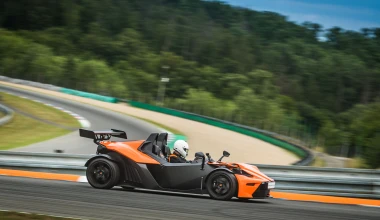 Οδηγούμε KTM X-Bow στην πίστα του Brno! 